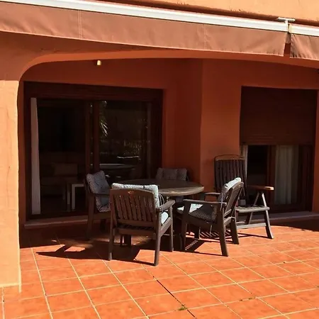 Fabulous On The Beachfront Appartement Estepona